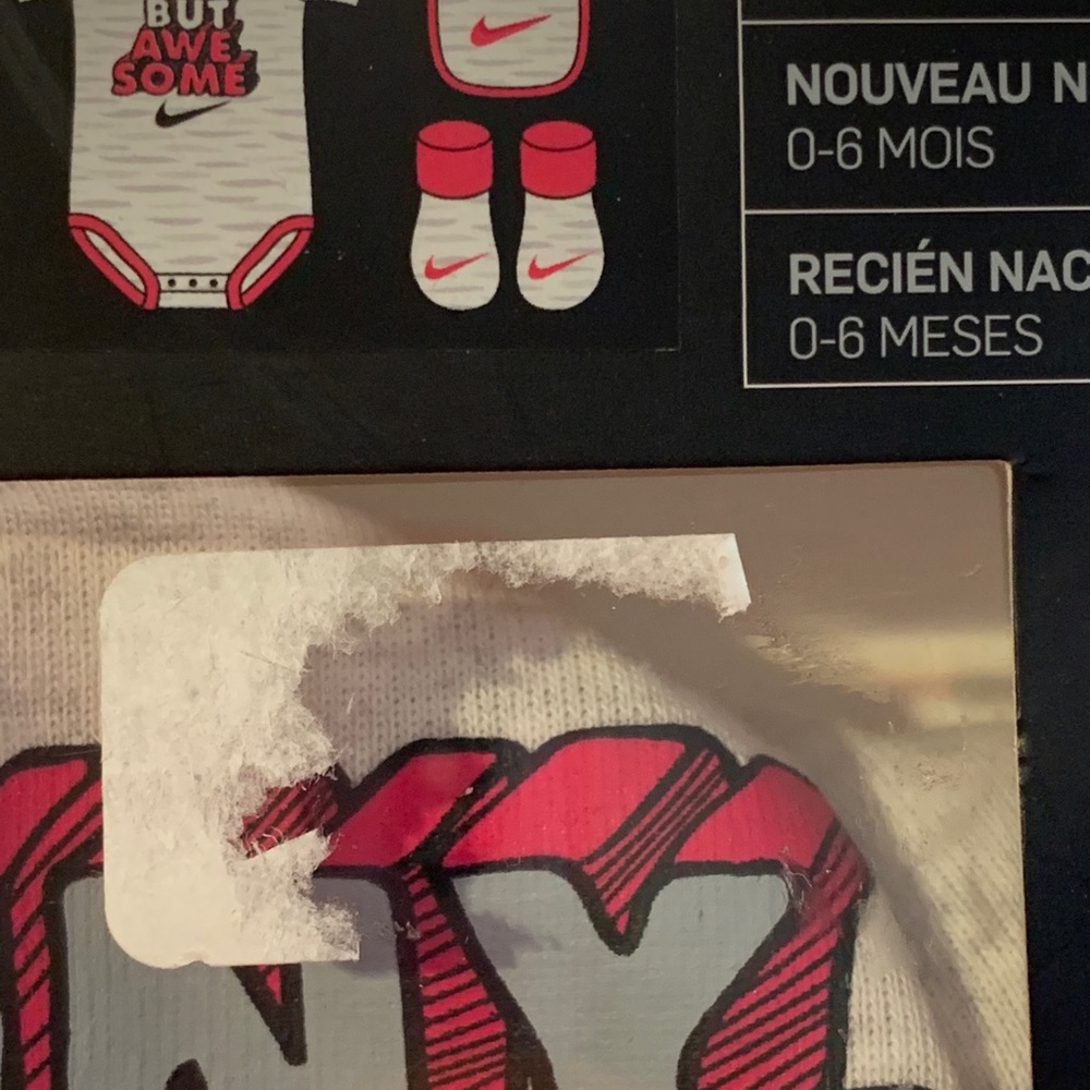 Nike Infant Set - Picture 3 of 9